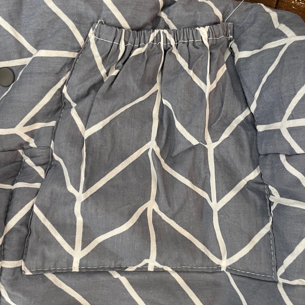 IcoPuca Grey Baby Shopping Cart Seat Cover - Picture 5 of 8